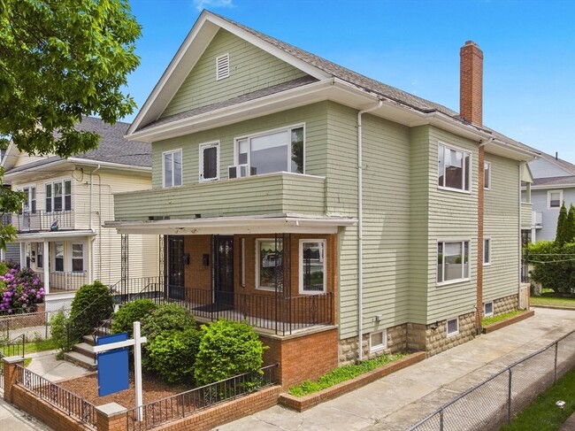 Primary Photo - 35-37 Wright Ave