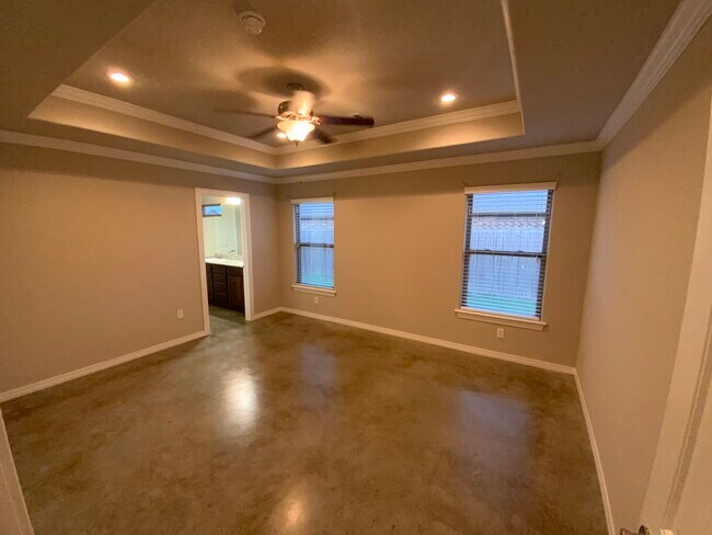 Building Photo - 120 Cisterna Dr