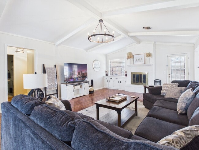 Building Photo - 7727 Cervin Dr