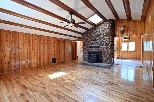 Building Photo - 272 Fish Hatchery Rd