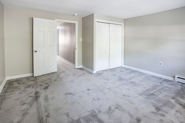 Building Photo - North Wilmington - 5 bedroom, 2 bathroom h...
