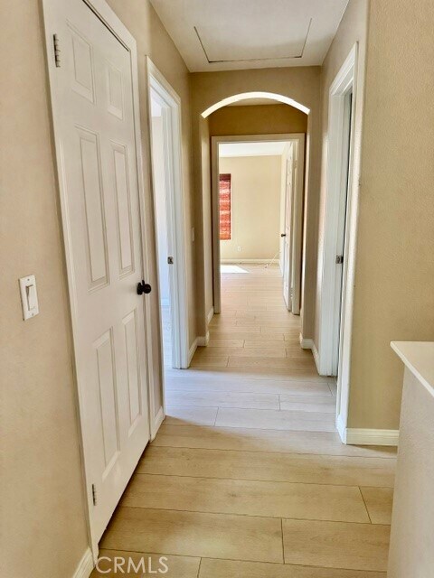 Building Photo - 1379 Valley Rose Way