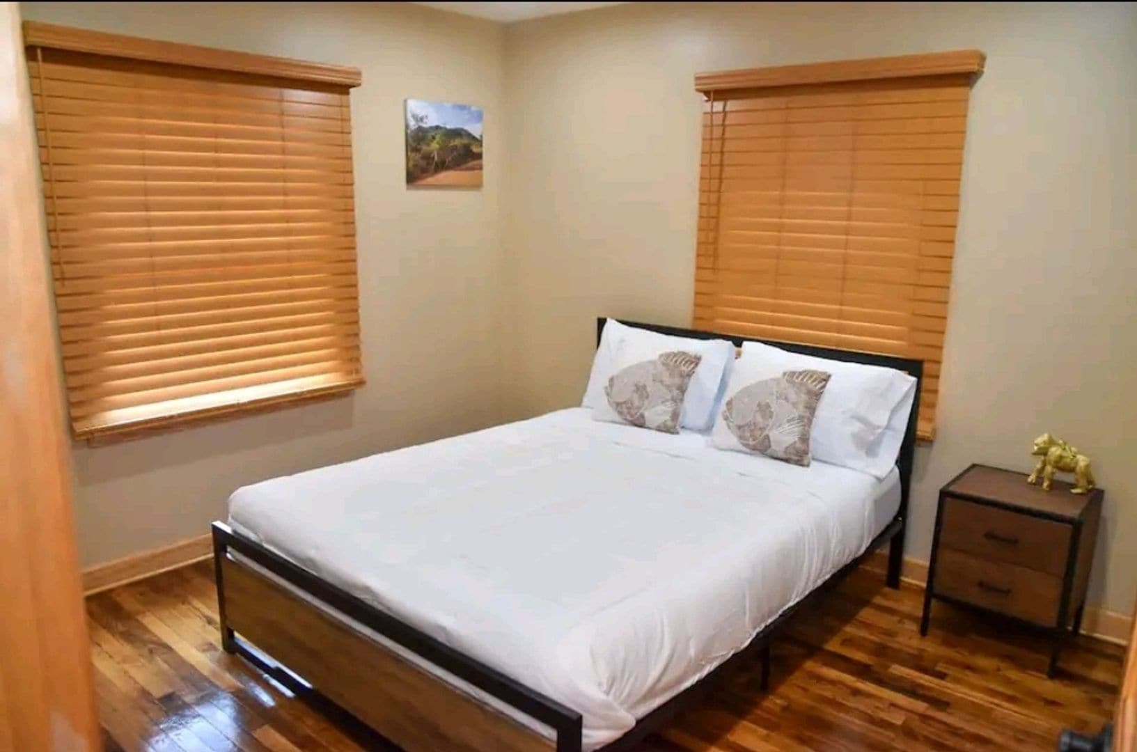 Building Photo - 1917 Taylor Ave