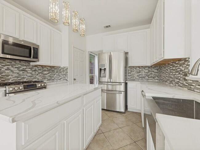 Building Photo - 918 Midnight Pass