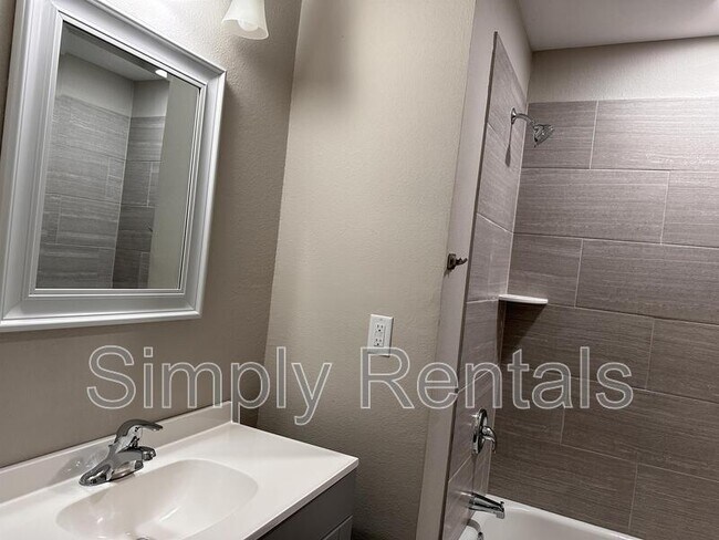 Building Photo - 11015 I-30 Frontage Rd