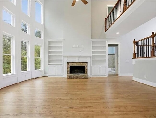 Building Photo - 845 Botanica Way