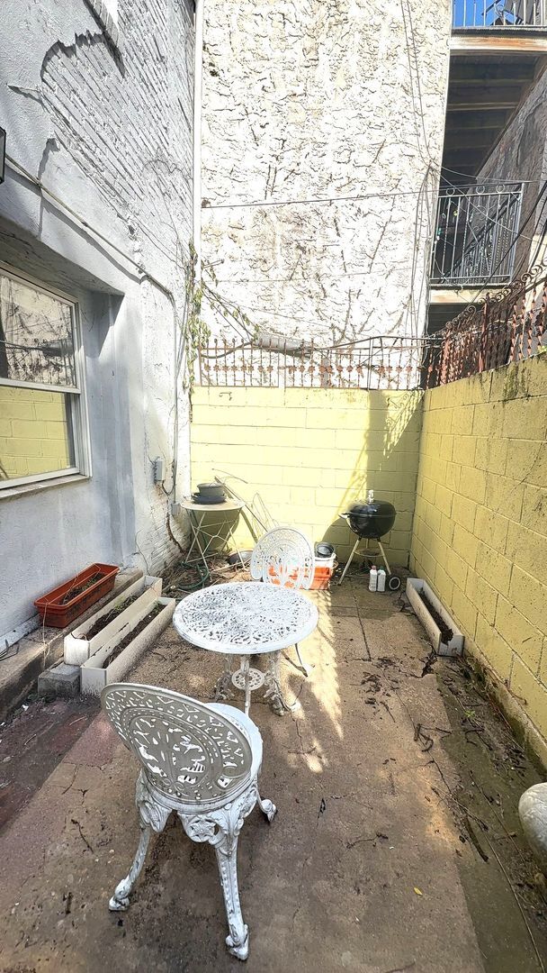 Building Photo - 1506 Naudain St