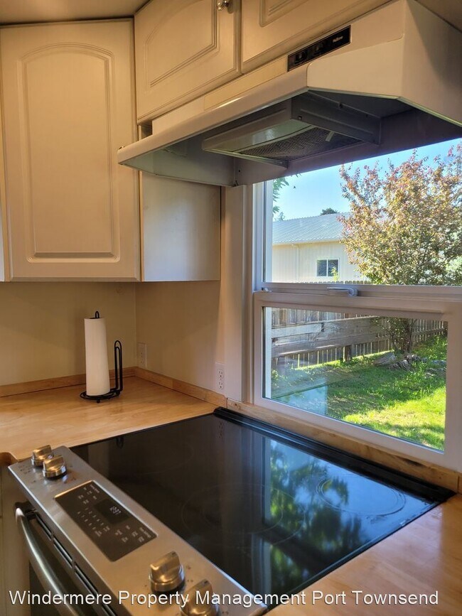 Building Photo - 2 br, 1 bath House - 711 Irondale Road