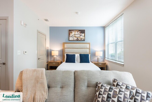 Building Photo - 1111 Stratford Ave