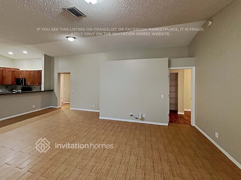 Building Photo - 1532 Salerno Cir