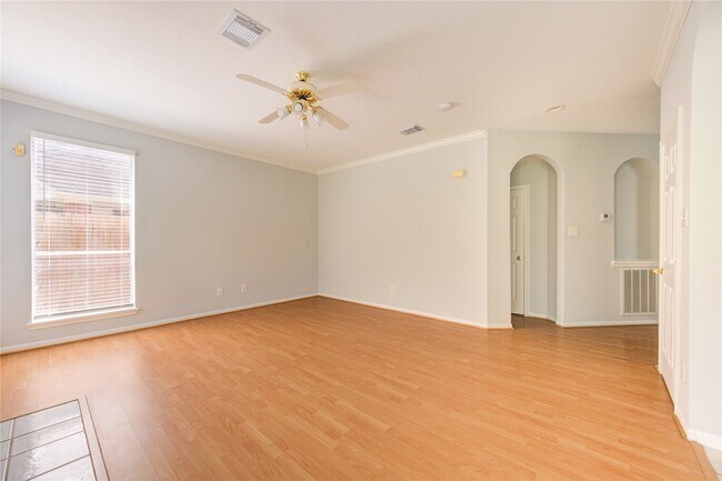 Building Photo - 15314 Amesbury Ln