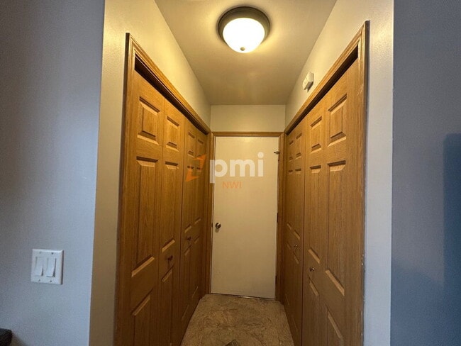 Building Photo - 162 Mallard Pointe Dr