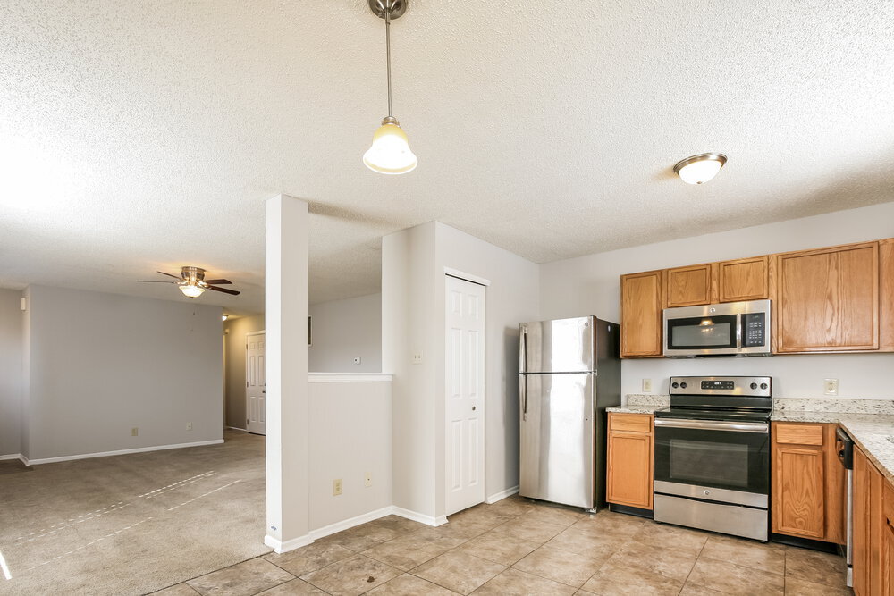Building Photo - 10860 Wymm Ln