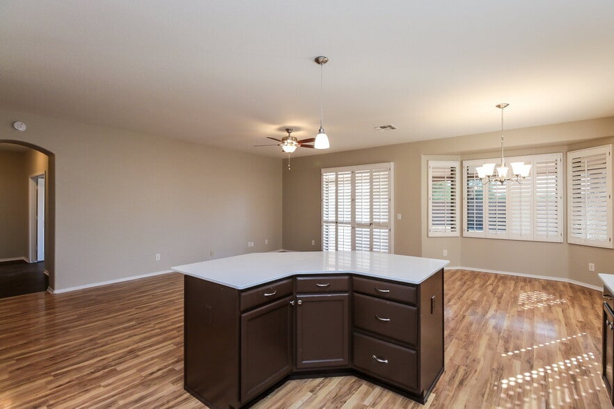 Building Photo - 11231 E Covina Cir