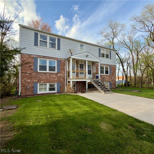 Building Photo - 4780 Pin Oak Dr