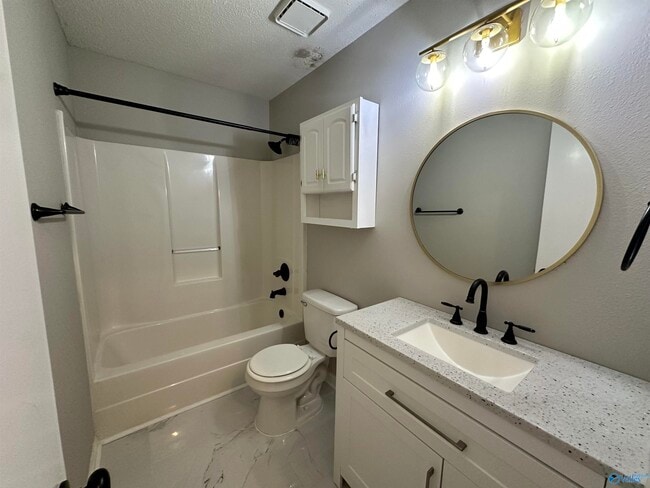 Building Photo - 13065 Hermosa Dr SW