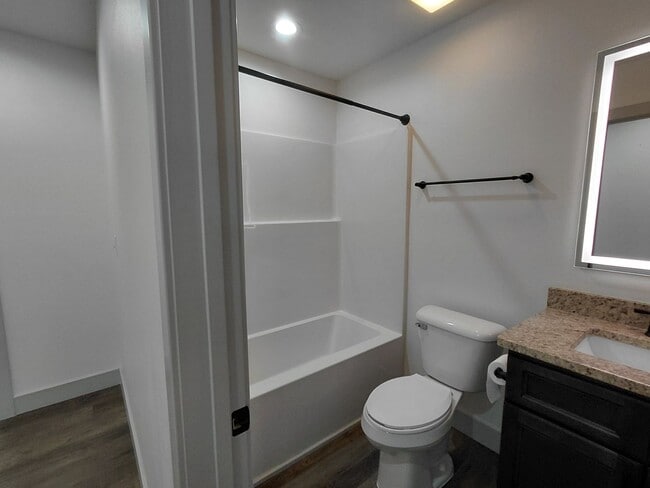 Building Photo - Beautiful home close to post