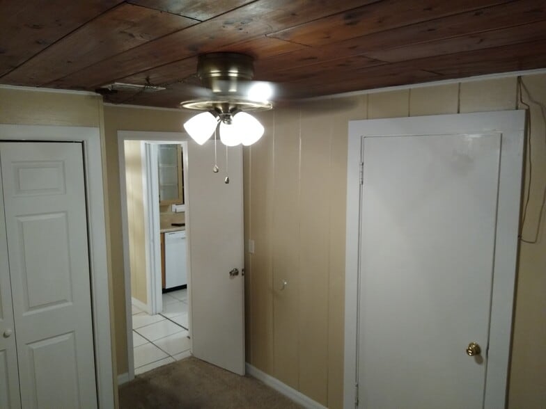 Bed Room 2 - 815 Bay St