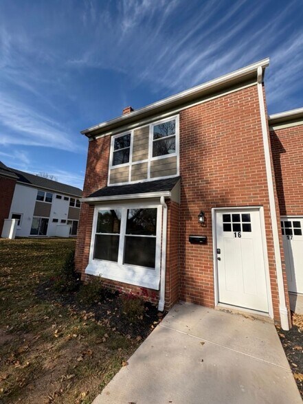 Interior Photo - *NEW* Atbridge Townhomes - 644 Kline Avenue, Pottstown, PA - North Coventry Twp // Owen J Roberts...