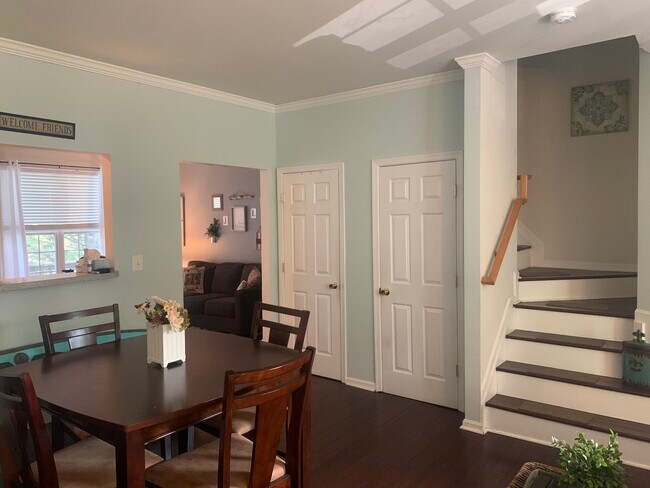 Building Photo - 67 Harbour Heights Dr