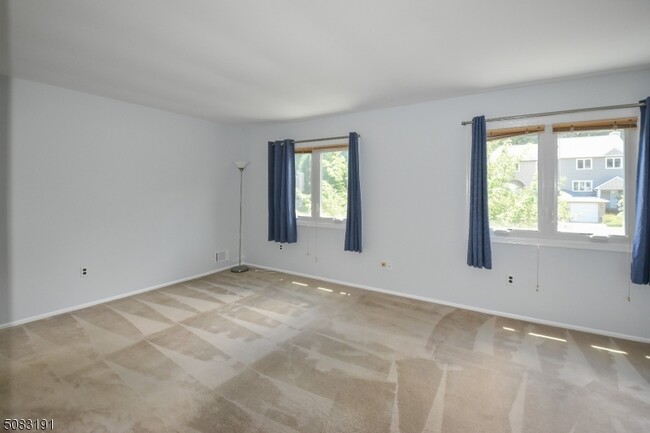 Building Photo - 194 Patriots Rd