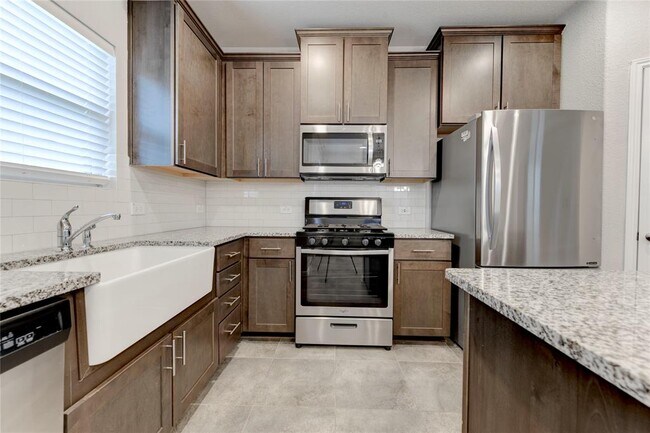 Building Photo - 153 Nogalito Wy