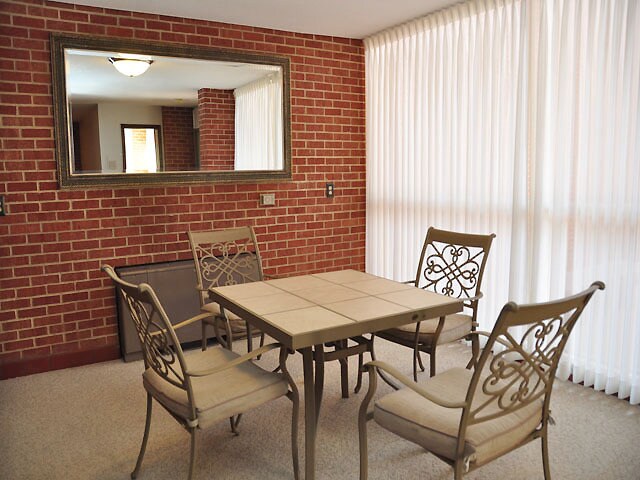 Community room - 3702 Jackson St