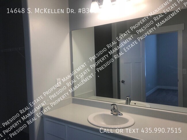 Building Photo - 14648 McKellen Dr