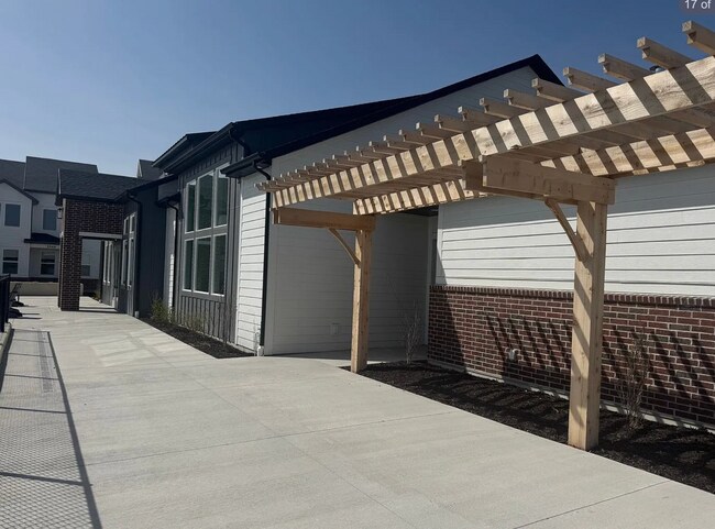 Building Photo - Luxury (partially furnished) condo for rent at Gardner Point Lehi!