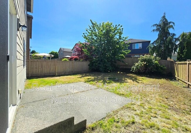 Building Photo - 7620 13th St SE