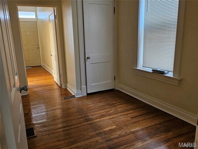 Building Photo - 3807 Potomac St