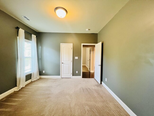 Building Photo - 630 Summer Cove Cir NW