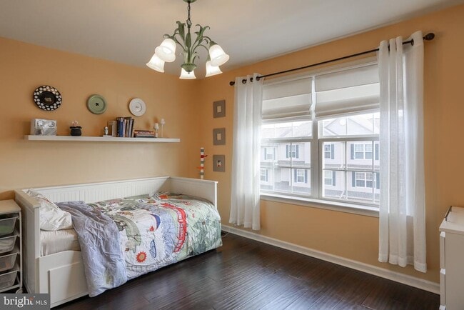 Building Photo - 5 Vista Cir