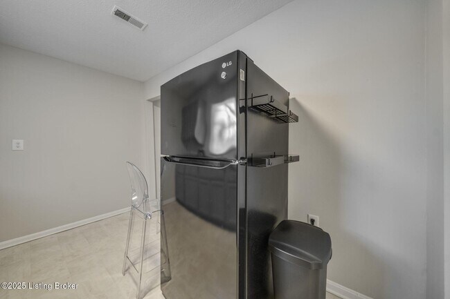 Building Photo - 1017 S Shelby St