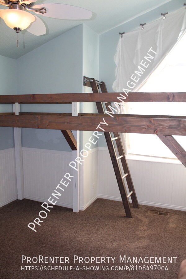 Building Photo - 2898 W 1375 N