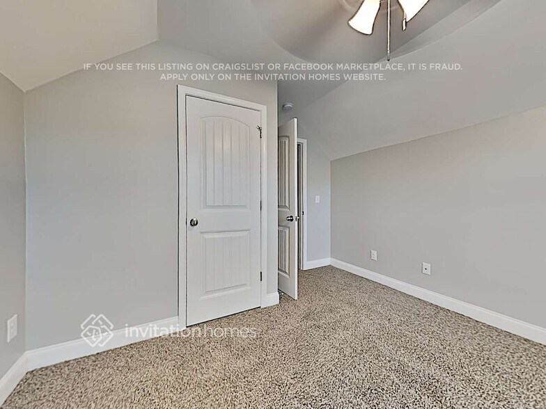 Building Photo - 841 Stable Fern Dr