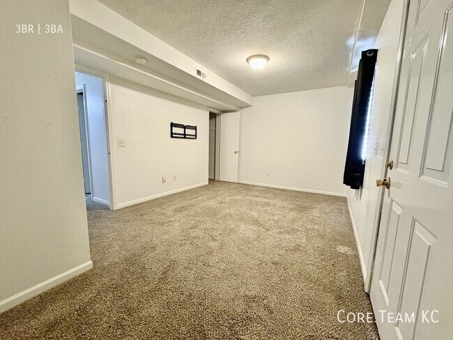 Building Photo - 4420 Jarboe St