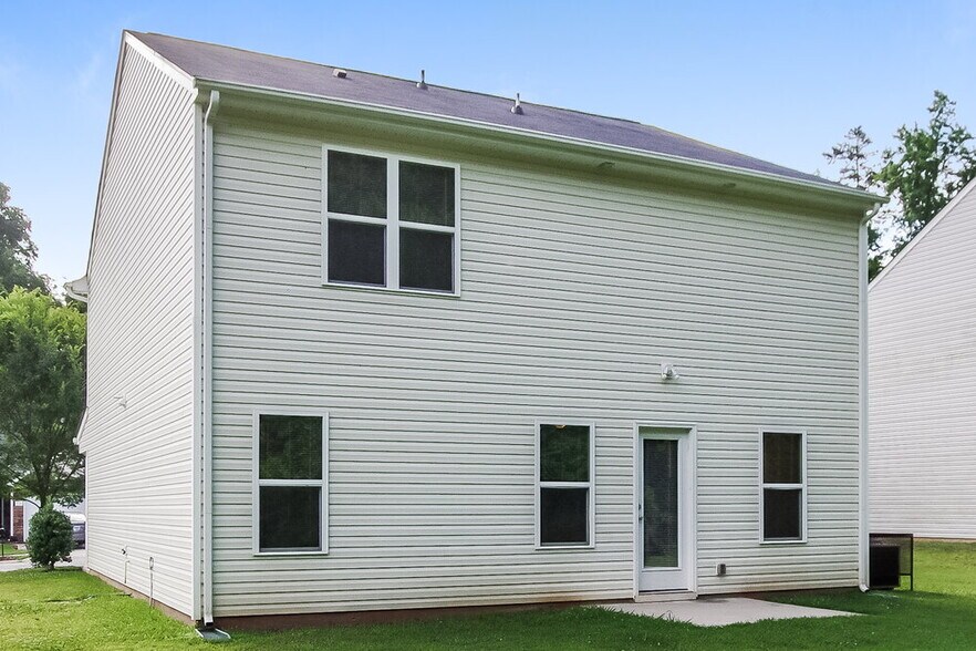 Building Photo - 716 Ferrell Ave