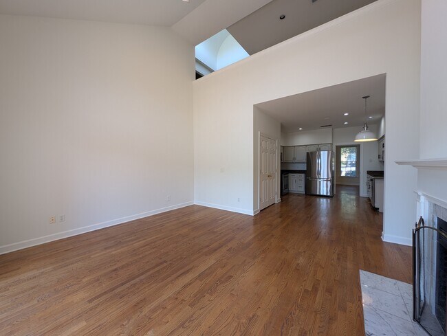 Building Photo - 407 Clairton Ct
