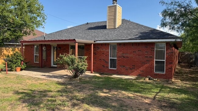 Building Photo - 4414 Post Oak Dr