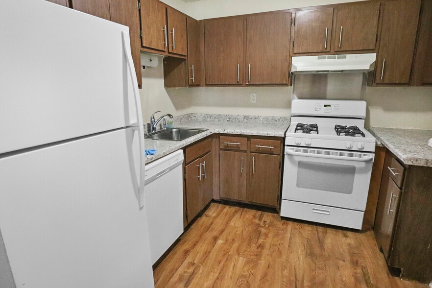 Building Photo - Ravine Woods Apartments