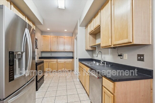 Building Photo - 9273 W 107th Pl