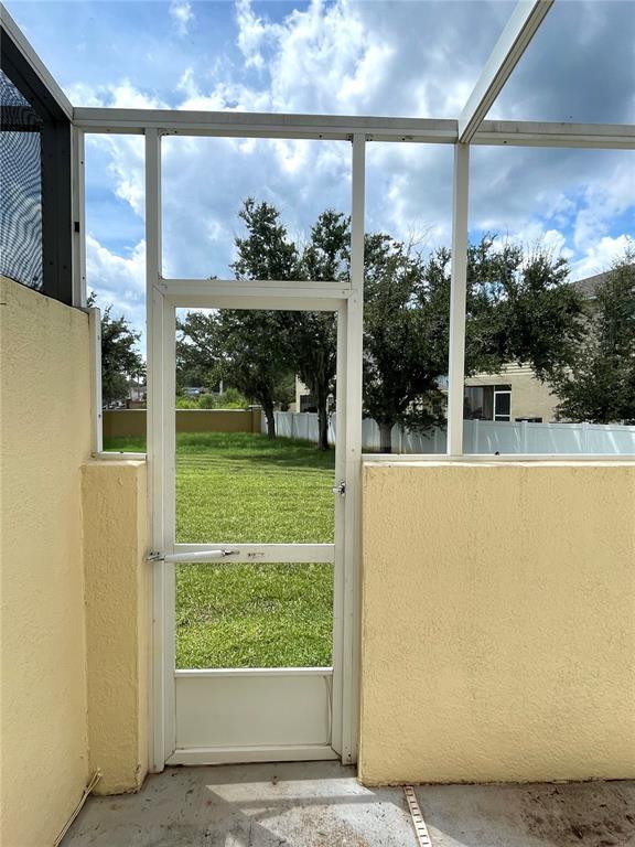 Building Photo - 1156 S Beach Cir