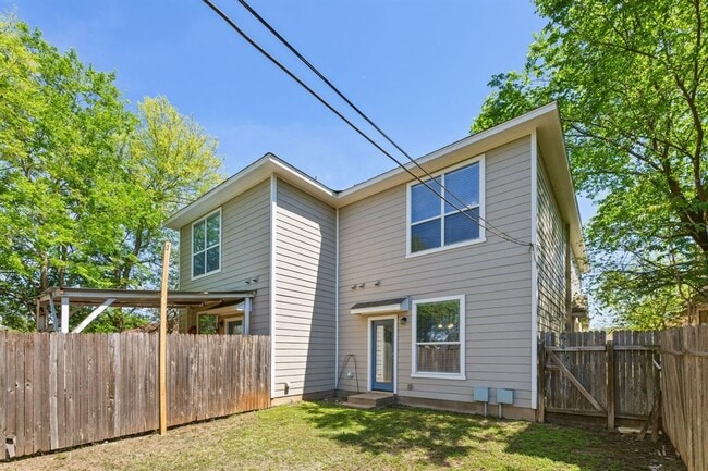 Building Photo - 10608 Plains Trail