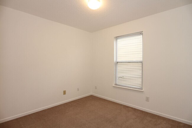Building Photo - 7937 Cork Bend Ln