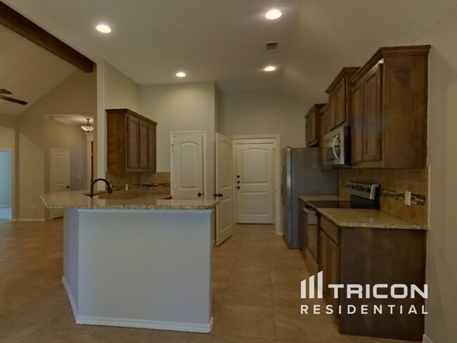 Building Photo - 4206 Sapphire Ln
