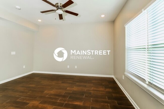 Building Photo - 3 Bedroom Pet-Friendly Home in Jeffersonvi...