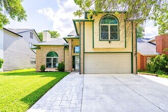 Building Photo - Spacious 4-Bedroom Rental in Autumn Ridge ...