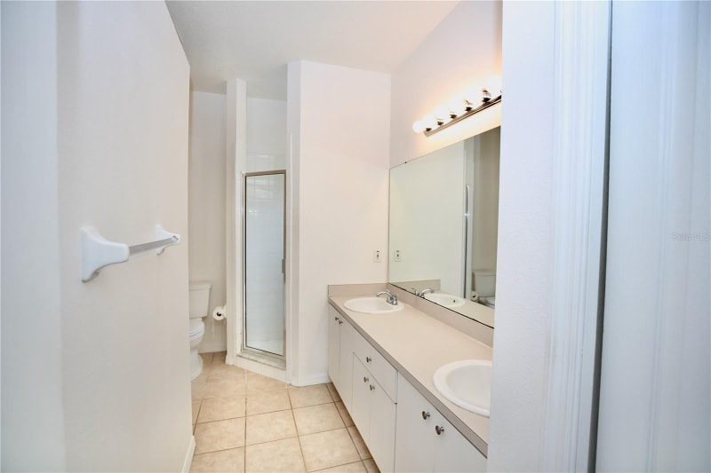 Building Photo - 24421 Breezy Oak Ct