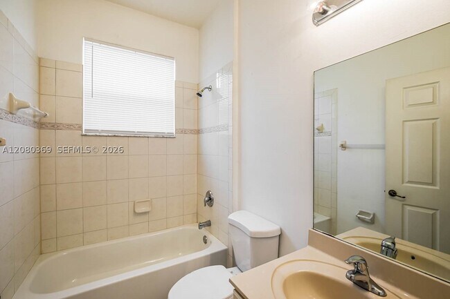 Building Photo - 5221 SW 141st Ave